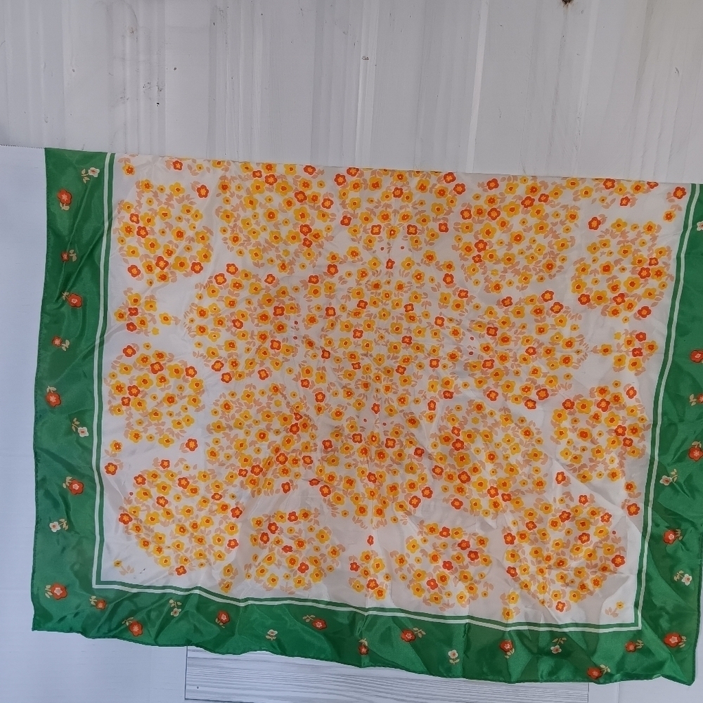 Vintage/retro silk waterproof scarf
